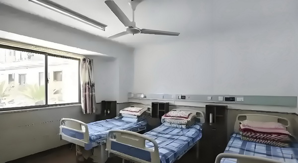穿越：妖魅殿下极品丫头